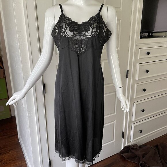 VTG JC Penney Black Lace Nylon Goth Lace Satin Nightgown Slip Dress Sz 38/L - Picture 1 of 8